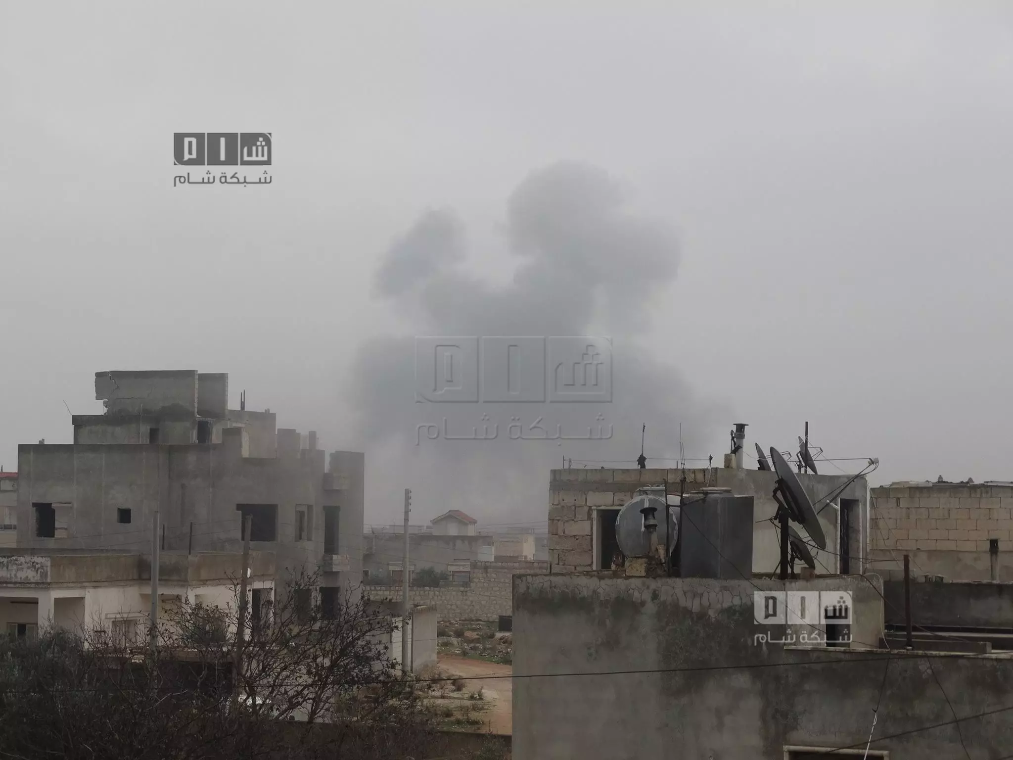 طائرات الأسد الحربية  .. ترهق منطقة "أبو الضهور" في إدلب