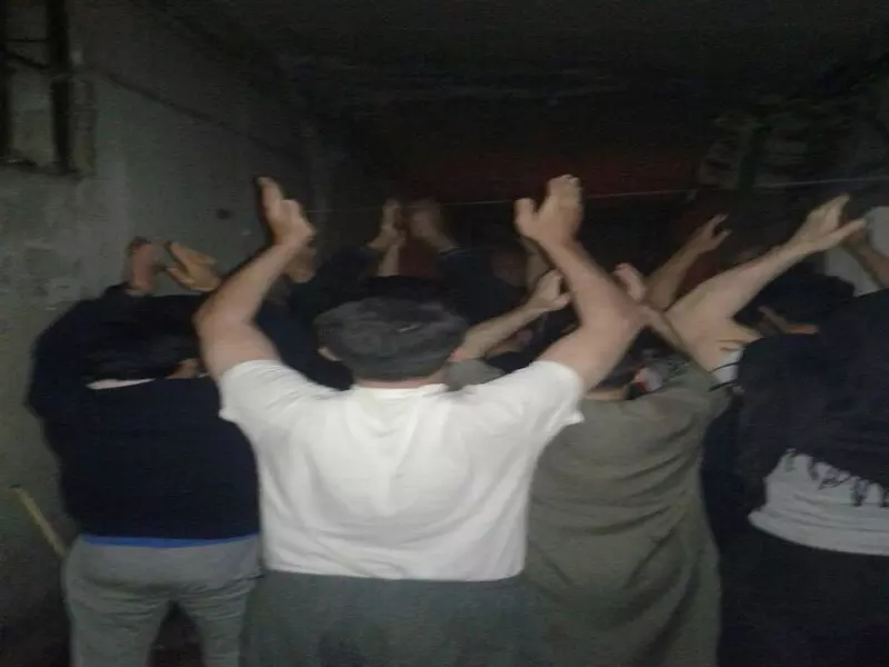 فصائل عدة تمهل نظام الأسد للاستجابة لمطالب معتقلو سجن حماة