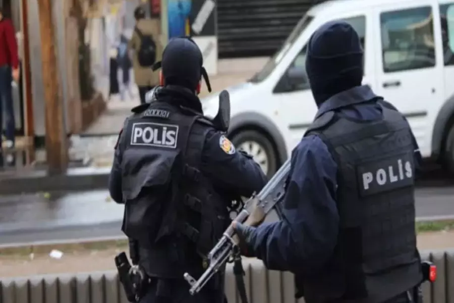 توقيف 4 إرهابيين من "ي ب ك" في تركيا كانوا يخططون لعملية إرهابية في "غصن الزيتون"
