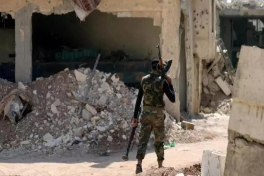 شبان يوقعون أحد عملاء "أمن الدولة" بكمين شمال درعا