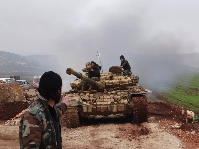 فرار جنود الأسد و وادي الضيف محرراً بشكل كامل