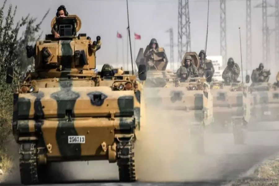 الجيش التركي يرسل تعزيزات عسكرية جديدة لوحداته على الحدود السورية