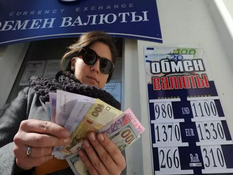 روسيا تعلن إنتهاء أزمة الروبل و تحذر من تضخم يتجاوز 10%