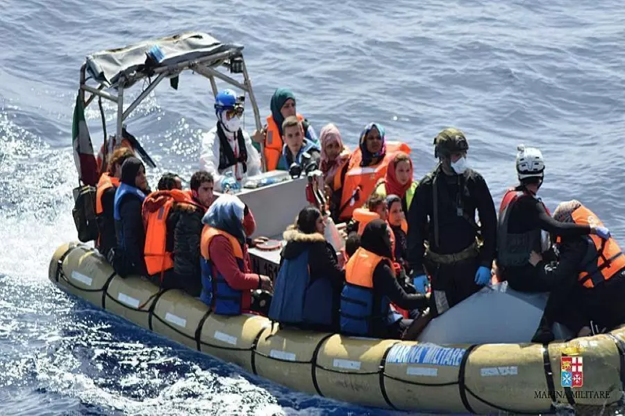 السلطات التركية تضبط 107 مهاجرين غير نظاميين غالبيتهم سوريين