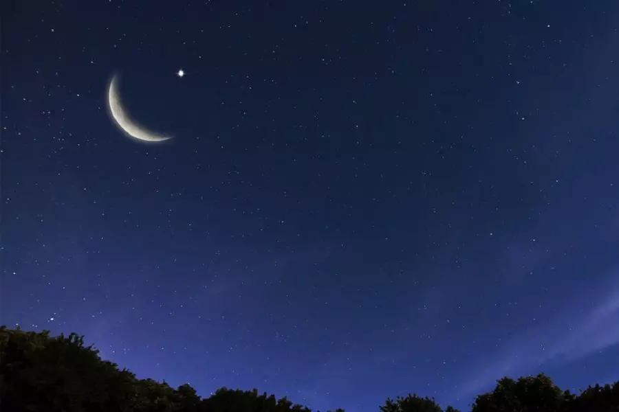 مركز الفلك الدولي: الاثنين 6 أيار أول أيام شهر رمضان المبارك