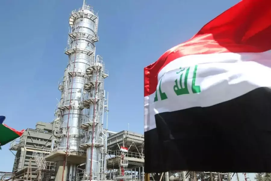العراق ينوي مد أنابيب لنقل النفط عبر سوريا والأردن لتفادي التهديدات بمضيق هرمز