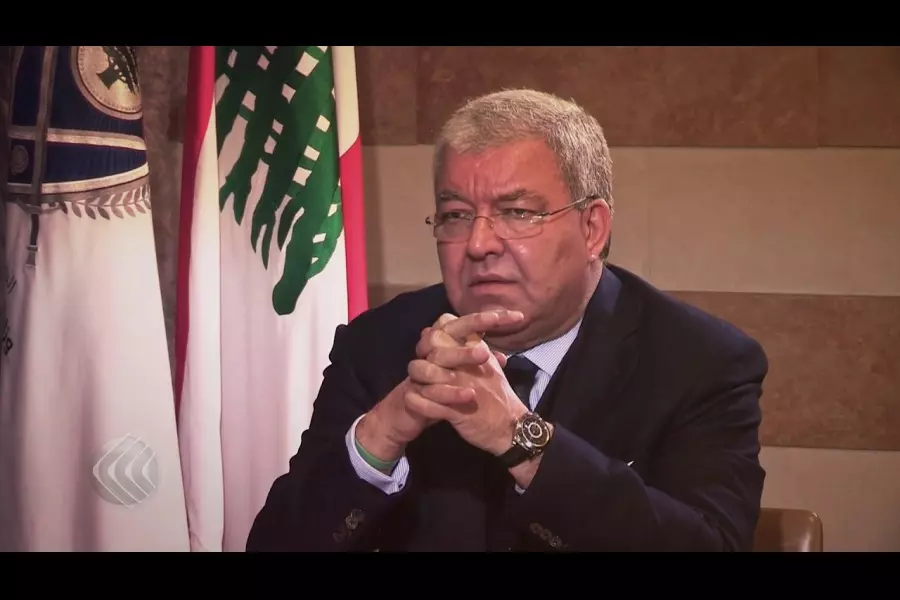 وزير الداخلية اللبنانية: لا يمكنني المباركة لانتصار حزب الله في معركة عرسال