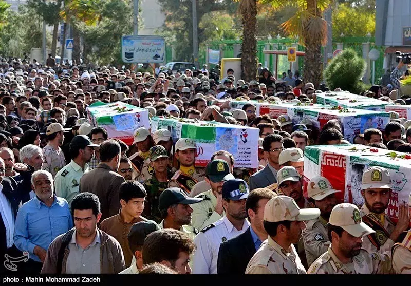 ايران تستقبل ثمانية جثث لحرسها الثوري سقطوا على يد الثوار في "الشيخ مسكين"