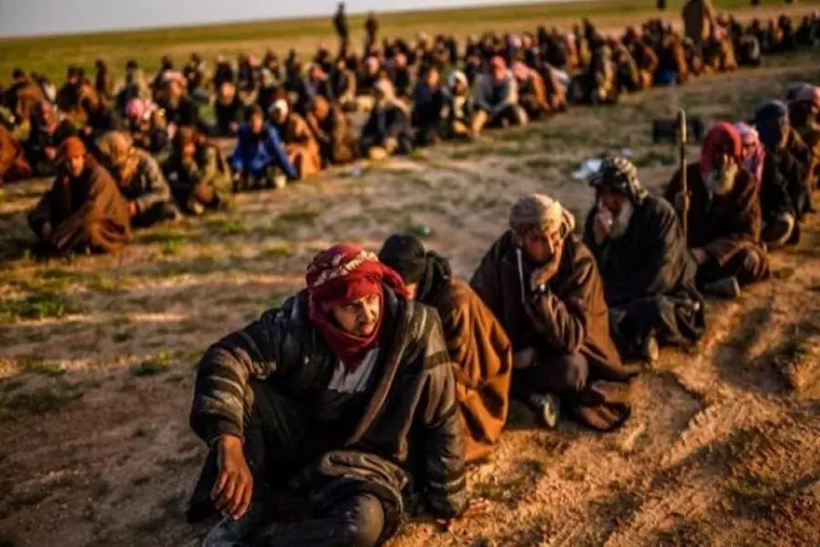 "قسد" تبدأ محاكمة عناصر "داعش" السوريين المحتجزين في سجونها