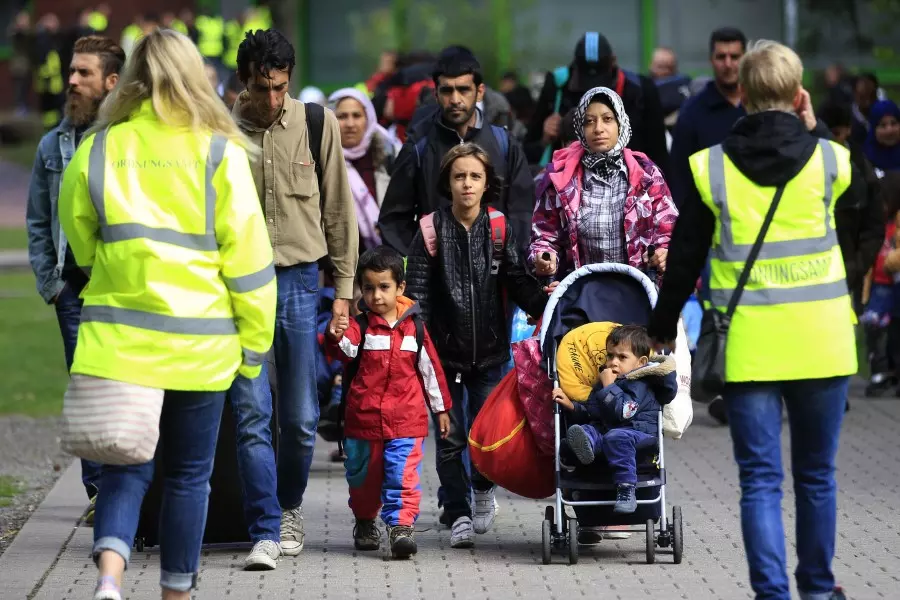 ألمانيا تستأنف لم الشمل لبعض أسر اللاجئين على أراضيها