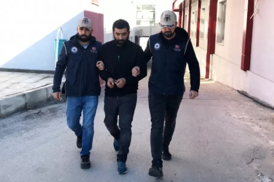 "السجن المنزلي" في تركيا لشخص حاول إرسال طائرة لتنظيم "القاعدة" في سوريا