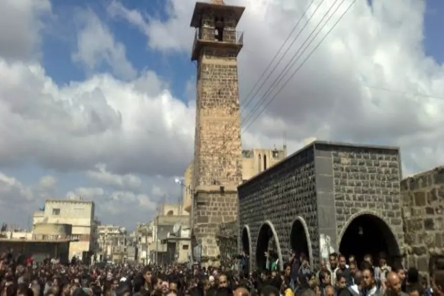 دعوات واسعة وتحضير كبير لتظاهرات في ساحة المسجد العمري بدرعا البلد