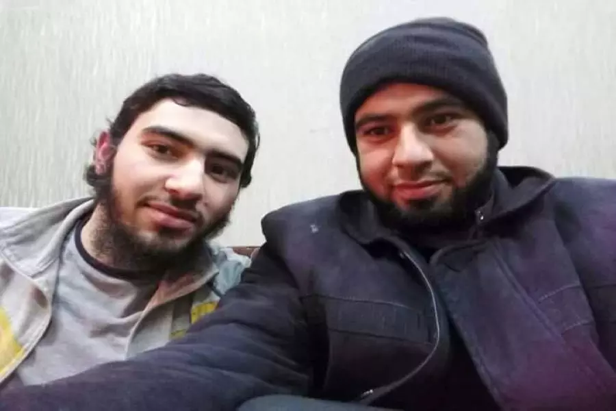 بعد "الخولي وقنطار" تحرير الشام تفرج عن القيادي في أحرار الشام "أبو عزام سراقب"
