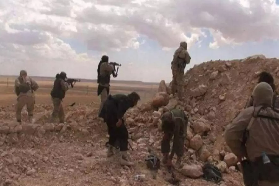 تنظيم الدولة يشن هجوما على مواقع قوات الأسد بريف ديرالزور