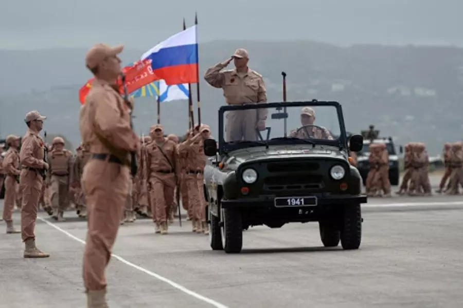 روسيا تستكمل استعداداتها للاحتفال بذكرى "عيد النصر" في قاعدة حميميم الجوية