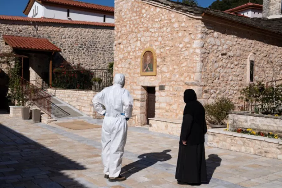 الكنائس تُعلق أنشطتها في سوريا ولبنان بسبب كورونا