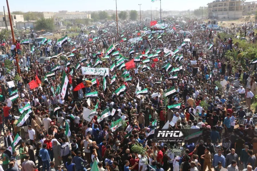 أكثر من 150 نقطة تظاهر لمئات الألاف في الشمال السوري تؤكد مطلبها في "إسقاط الأسد" ... فهل وصلت الرسالة للمجتمع الدولي ...!!؟