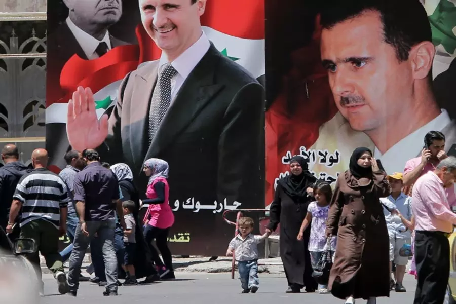 عبر المآذن ... نظام الأسد يدعو أهالي الغوطة الشرقية للخروج بمسيرة داعمة للأسد