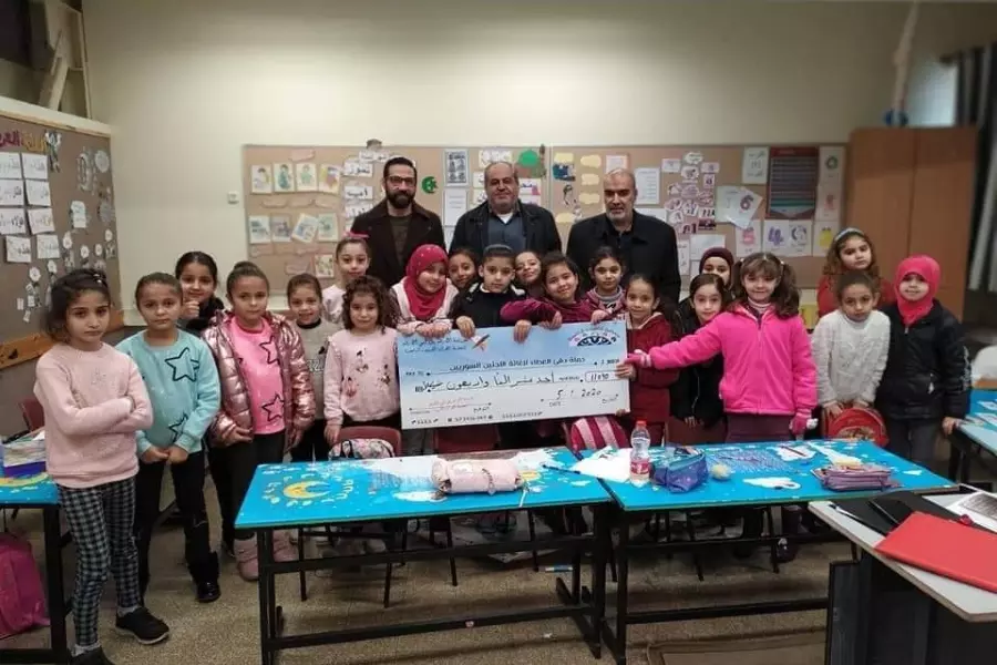 أطفال فلسطينيون من مدرسة الأرقم بالناصرة يجمعون التبرعات لأطفال إدلب