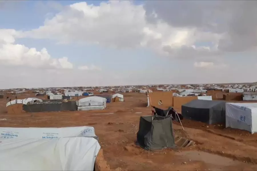 لماذا تترك أمريكا السوريين في مخيم الركبان يموتون جوعا؟