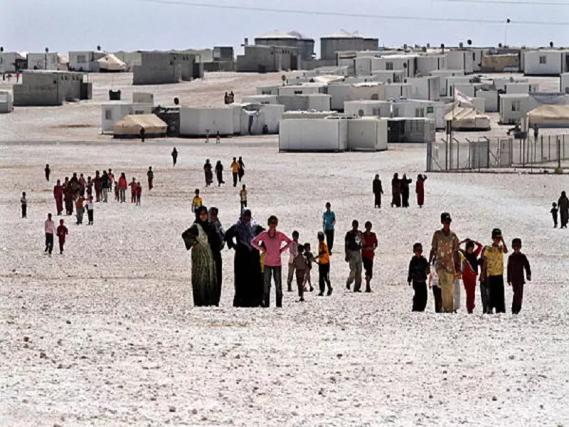 ارتفاع غير مسبوق في أعداد اللاجئين العائدين طوعاً إلى سوريا نتيجة شح المساعدات الإغاثية