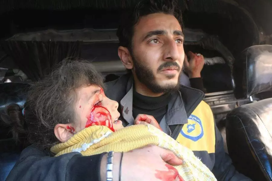 همجية الاسد متواصلة.. شهداء وجرحى في الغوطة الشرقية جراء القصف العنيف