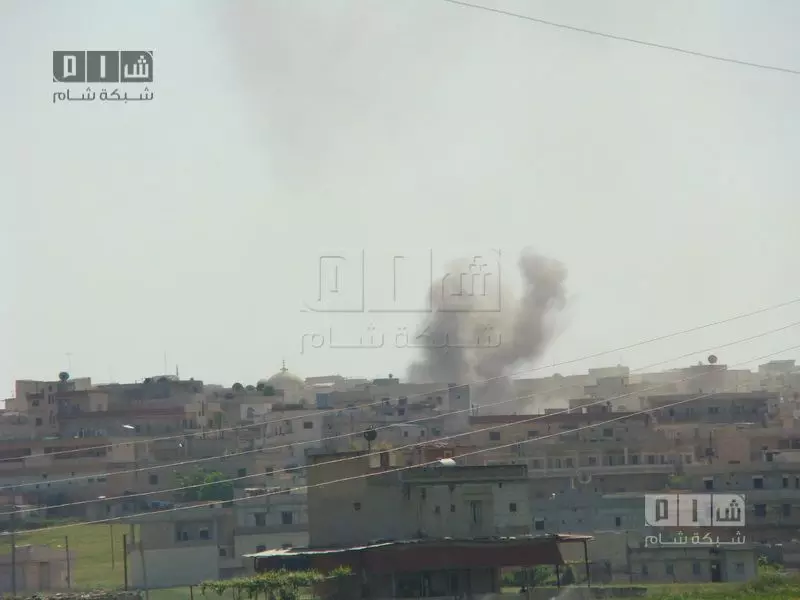 غارات لطيران الأسد على ريف إدلب .. والنصرة تقتحم مقرات "جبهة ثبات‬"