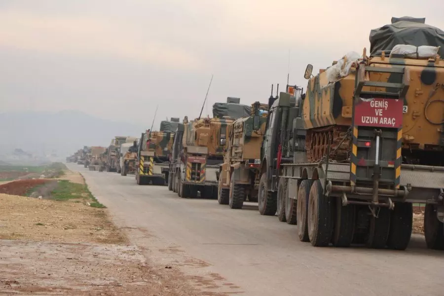 تعزيزات عسكرية تركية تصل نقطة "جبل اشتبرق" بإدلب ووفد استطلاع يزور جبل الأكراد