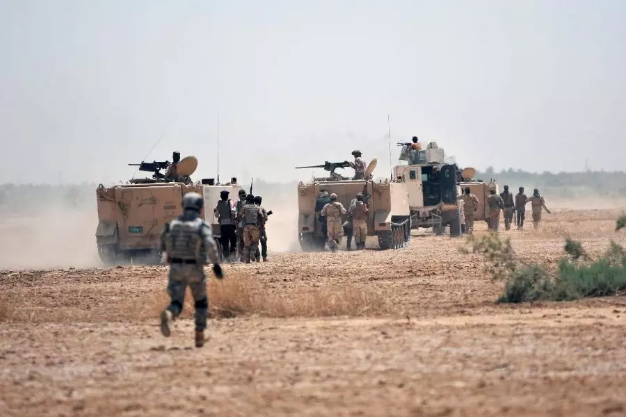 قوة عراقية أمريكية تتسلم الحدود بين العراق وسوريا في نينوى