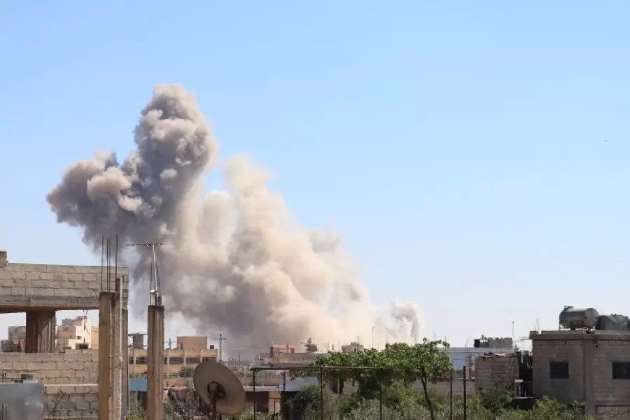 قصف جوي وصاروخي مكثف على مدينة نوى غرب درعا ... وخروج المشفى الميداني عن الخدمة