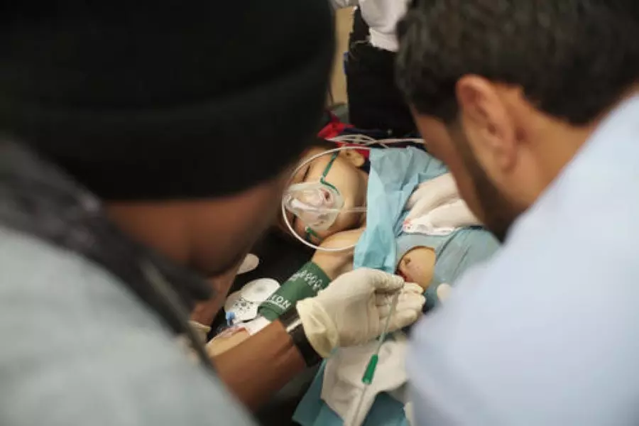 أطباء بلا حدود تطالب نظام الأسد بمنحها تصريح للدخول لكافة مناطق سيطرته لتوفير العلاج للمدنيين