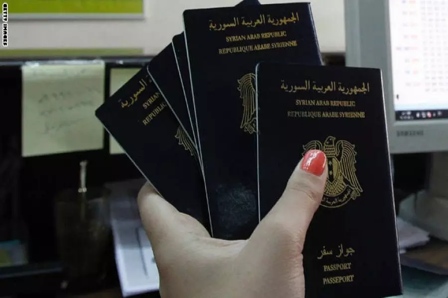 الإمارات ترحل قسرياً عائلات سورية دون تأشيرات ترحيل نهائي على جوازات السفر