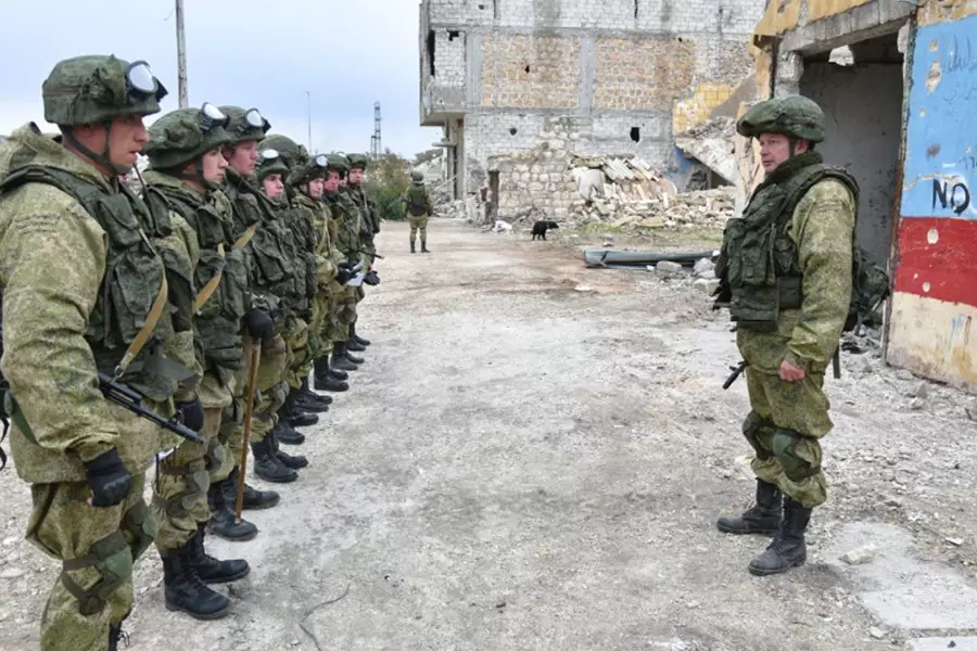 "القانونيين السوريين": روسيا تستقدم قوات من بيلاروسيا كـ "مرتزقة" باسم حفظ السلام بسوريا