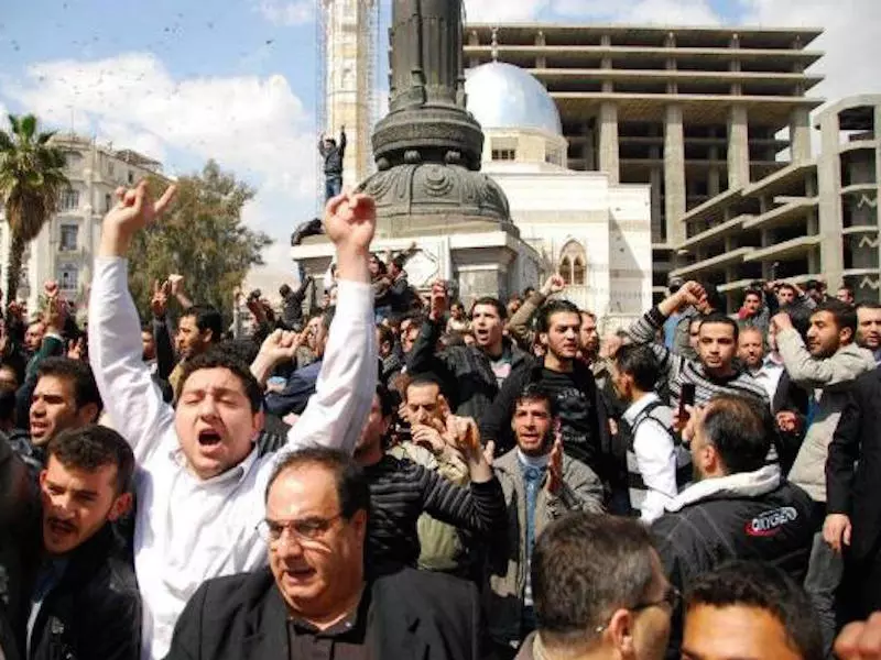ثورات الربيع العربي.. بين تحرّر الشعوب وسقوط الدول