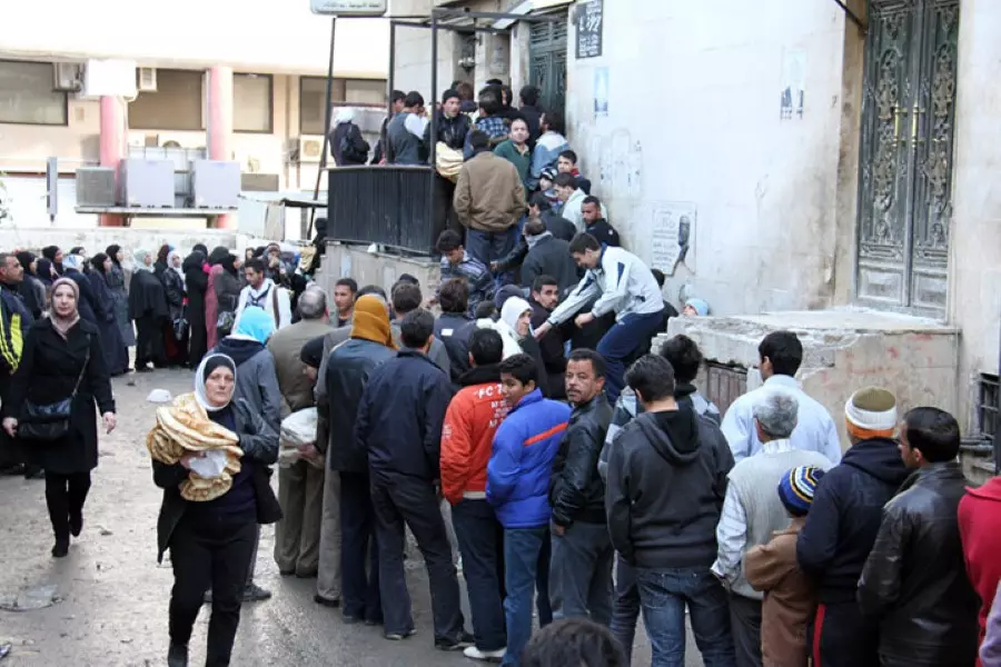 مخابرات النظام تستغل "الطوابير" لتنفيذ الاعتقالات بريف دمشق