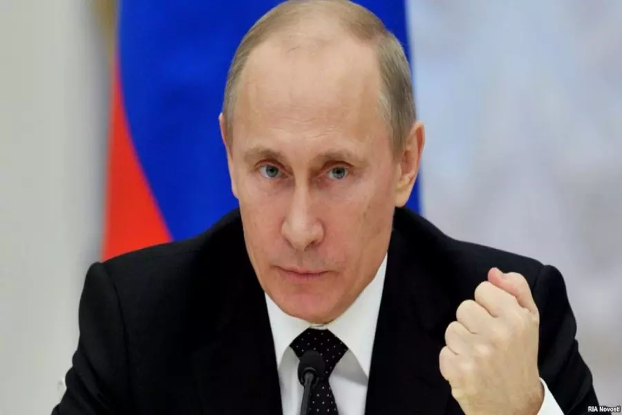 بوتين يدين استخدام الأسلحة الكيماوية في سوريا ويطالب بتحقيق نزيه