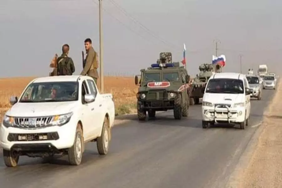 الشرطة العسكرية الروسية تسيّر دورية على الحدود السورية التركية