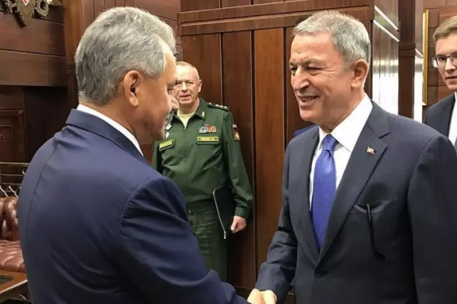 لقاء مرتقب بين وزيري الدفاع التركي والروسي لبحث ملفات أبرزها إدلب السبت المقبل في أنقرة