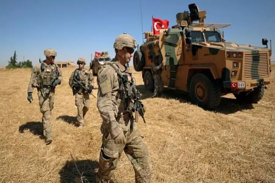 استشهاد جندي تركي وإصابة اثنين بجروح بهجوم استهدف مركبة إسعاف بإدلب