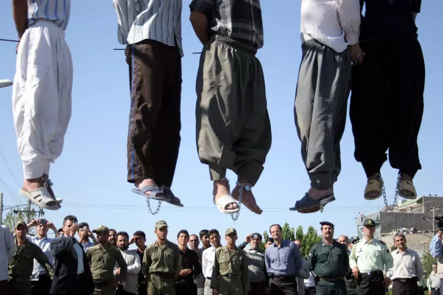 خبير بـ "الأمم المتحدة": 253 عملية إعدام بحق بالغين وأطفال بإيران