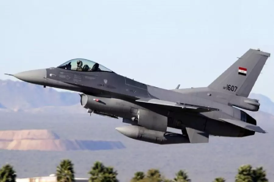 سلاح الجو العراقي يعلن تدمير مقر لتنظيم الدولة داخل سوريا