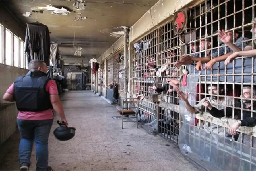 منظمات حقوقية: نظام الأسد يماطل في إطلاق سراح السجناء بموجب عفو أعلنه "الأسد"