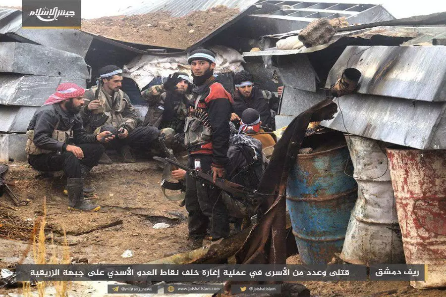 جيش الإسلام يتمكن من قتل وجرح وأسر عدد من عناصر جيش التحرير الفلسطيني في الغوطة