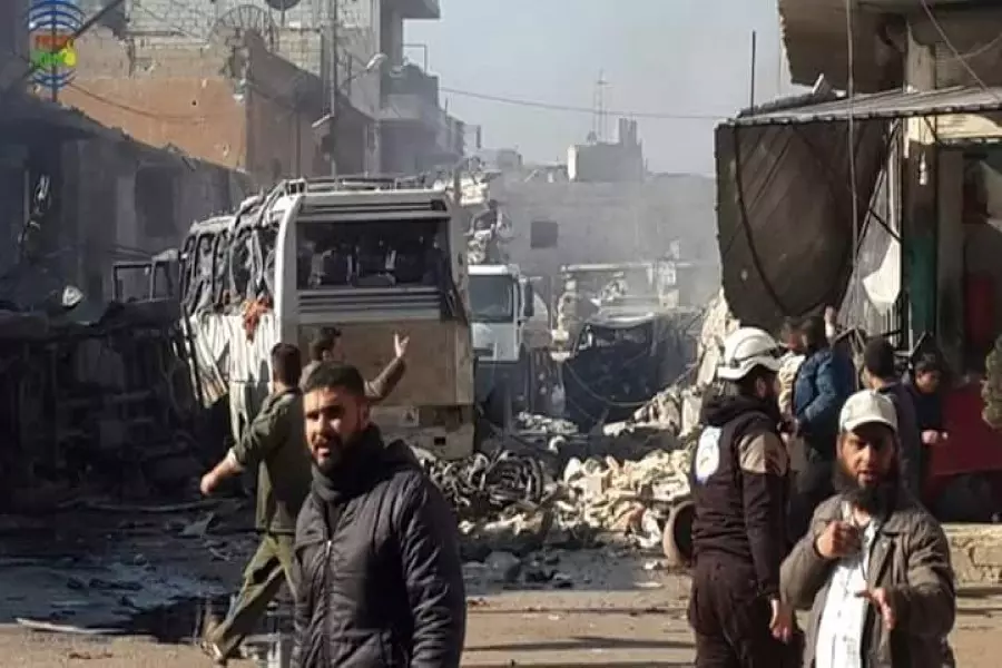 قصف متنقل في ادلب .. مجزرة “كفر نبل” تخلف عشرات الشهداء و الجرحى