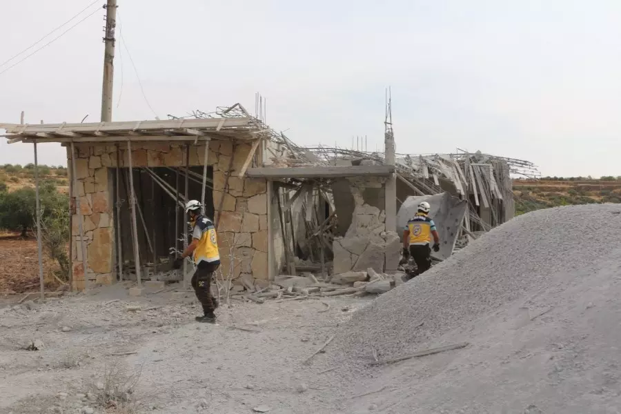 منسقو استجابة سوريا: استمرار القصف بريف إدلب يعيق عودة النازحين لمناطقهم
