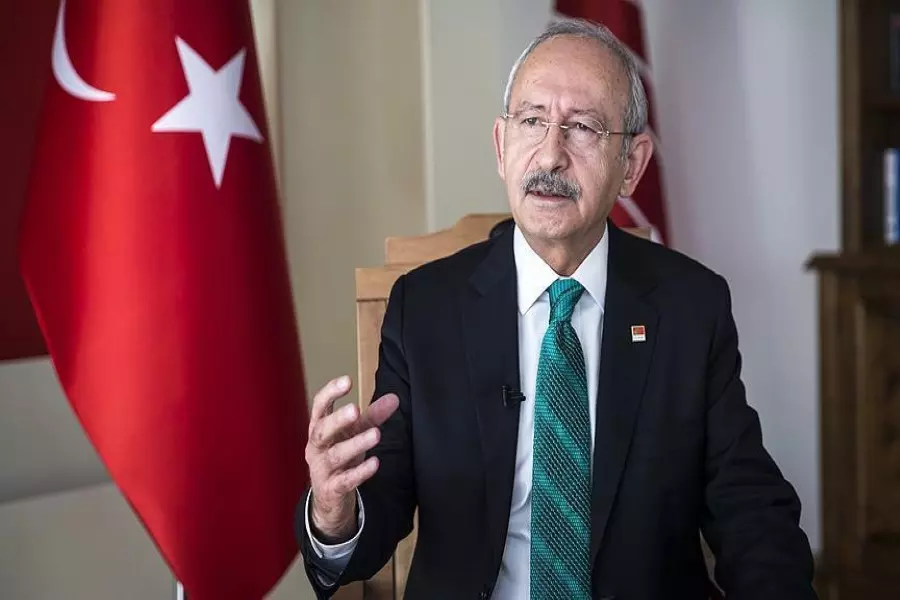 زعيم المعارضة التركية يجدد مطالبته بإعادة اللاجئين السوريين لبلدهم وينتقد منحهم الجنسية