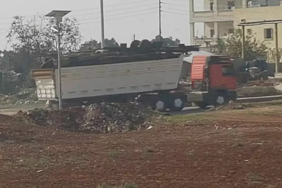 مجالس محلية ترفض تفكيك "تحرير الشام" لسكة الحديد في مناطقها بريفي إدلب وحلب