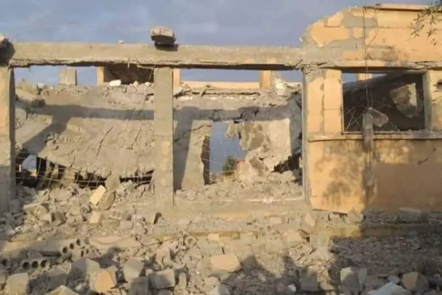 بعد زيارتها من قبل "قسد" ... داعش يفجّر مدرسة بديرالزور