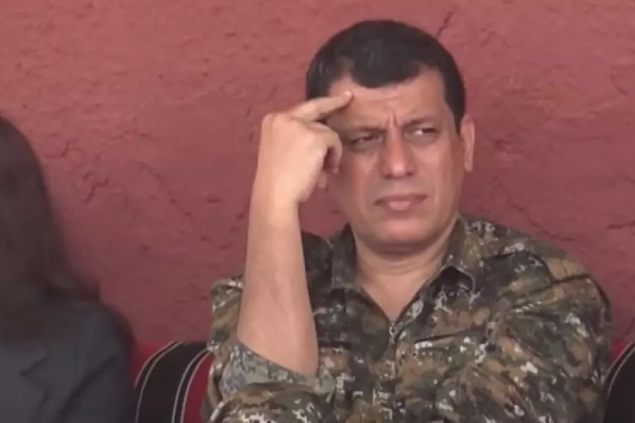"الضامن حسب الاتفاقات" ... "الوطني الكردي" يتهم قائد "قسد" بنقض تعهداته