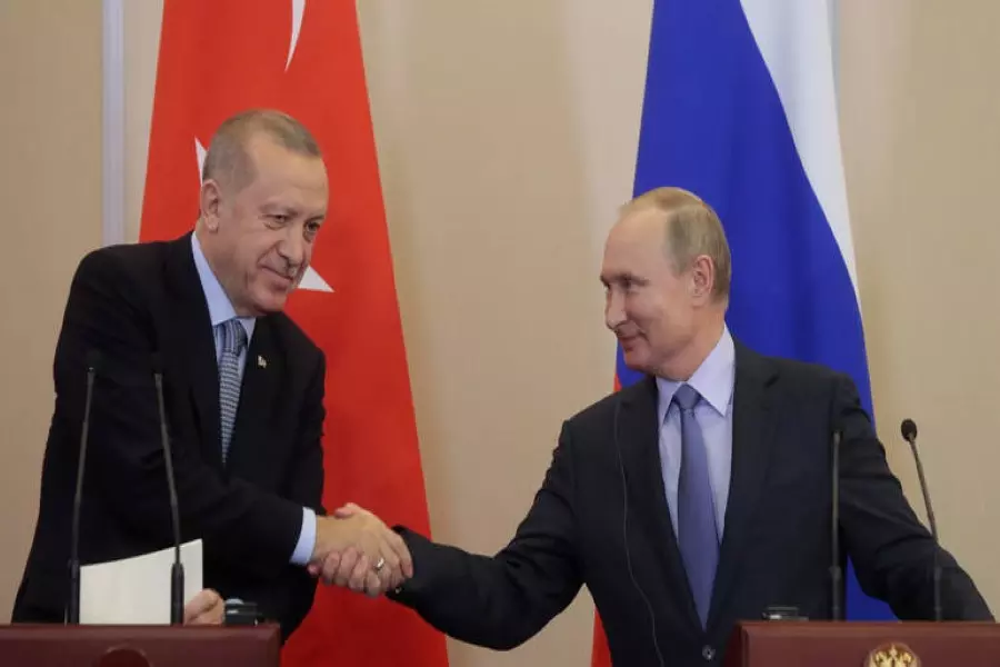 أردوغان وبوتين يبحثان هاتفيا التطورات على الساحة السورية